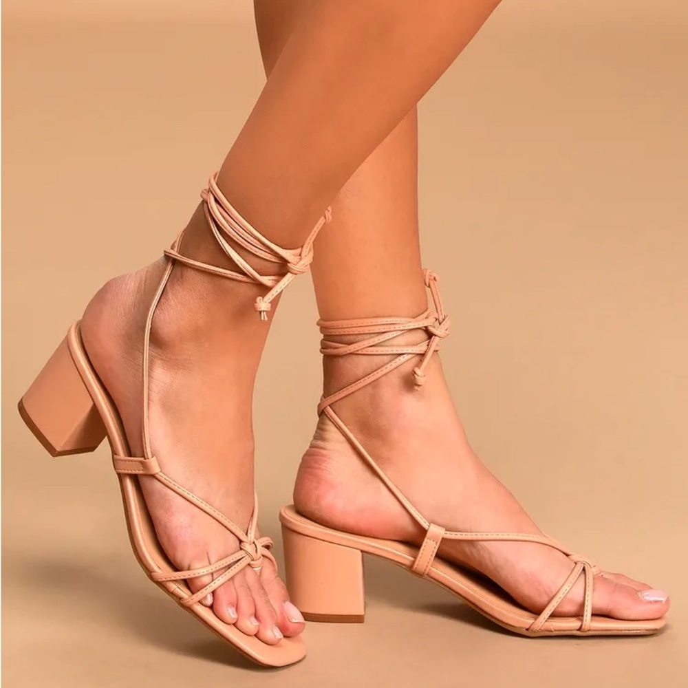 Lulu’s Zayne lace-up heel sandals. Size 8.5. Worn twice. Near perfect condition.